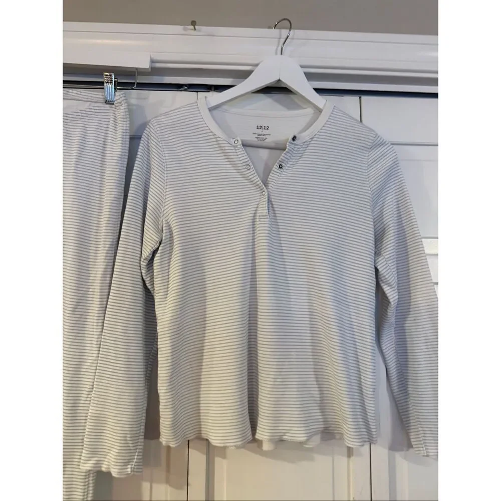 12|12 organic cotton blue striped pajama set size small